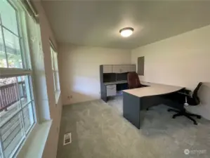 Main Floor Bedroom/Office