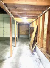6 Bay garage