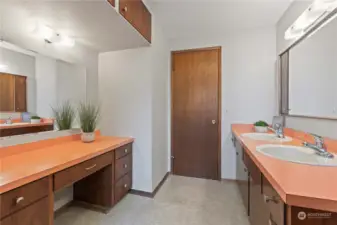 Full bathroom has an abundance of space.