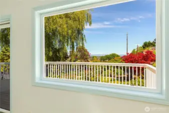 Big main-floor views of the Cascades...you've got to experience this in person!