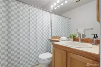 Shared bath