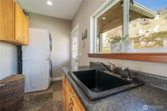Here is the laundry room and the door to the backyard.