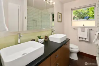 Main bathroom