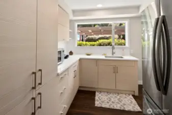 Lower kitchen