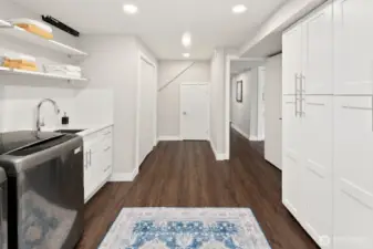 AWESOME Lower utility room