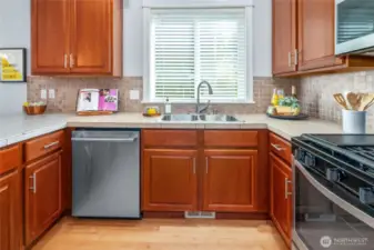 Clean & Cute Kitchen