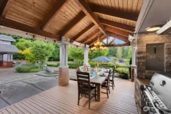 outdoor kitchen