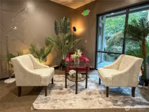 Warm and inviting lobby on the California Ave entrance.