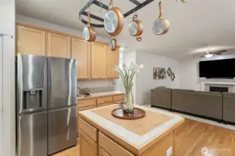 Smart refrigerator that makes craft ice (round sphere) cubes