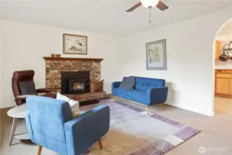 Living room to kitchen and dinning.