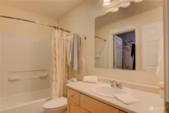 Private full bathroom