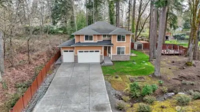 Good deal, shy 1/2 acre, immaculate condition 2,800 sqft home.