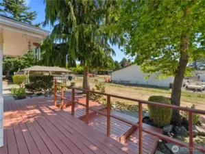 Deck off of other side of living room.