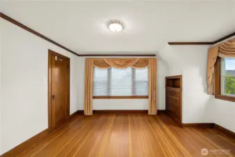 Upstairs 5th bedroom with 2 large windows and walk in closet