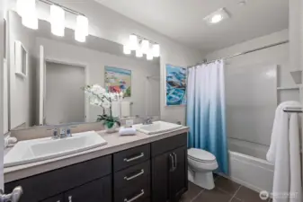 Full bath on upper level.