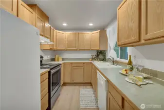 Light & bright kitchen