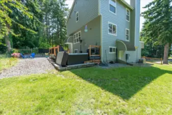 Expansive fenced in backyard for fur babies.