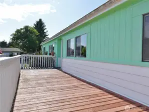 Deck.