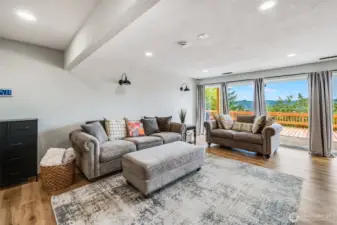 Bonus room with deck and view