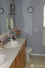 Duel sinks off Primary bedroom