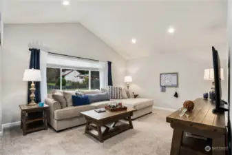 Bonus Room with Large closet