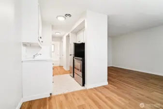 Unit 10 Kitchen