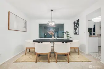 Formal dining room w. large bay windows
