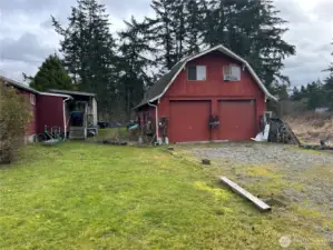 Shop has concrete poured foundation