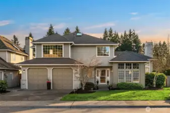 Pristing Woodinville Home