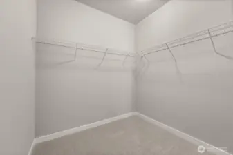 Photographs are for illustrative purposes only. Features, finishes, interior/exterior colors, landscaping and floorplan shown may vary from actual homes built