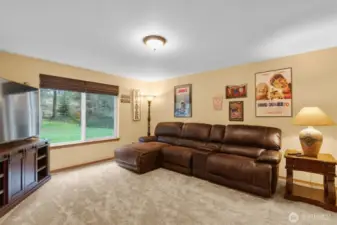 Living Area 2