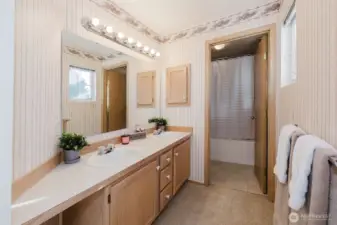 Primary ensuite bathroom.