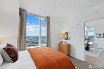 Light-Filled Primary Suite