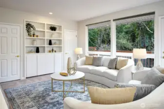 Livingroom and built in shelves