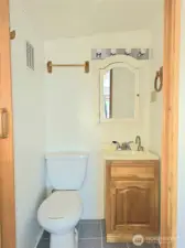 1/2 bath