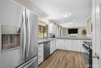 All Appliances stay!