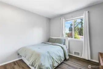 2nd Bedroom