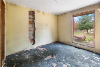 Another angle of the back bedroom #3. Great windows to the backyard.