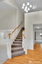 Bright, 2-story entry.