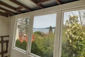 Sun room with a spectacular view!