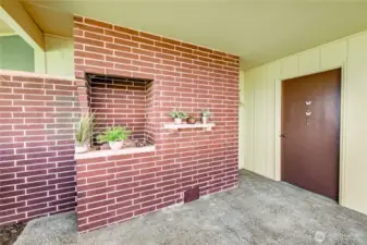 Separated for Privacy, includes add'l storage.