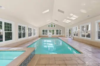 Property comes with this 1,624 sq ft pool house with heated pool, jacuzzi, 3/4 bath, and extra space for entertaining.