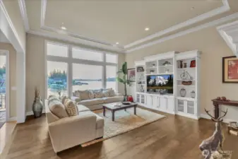 Main living area out towards the lake