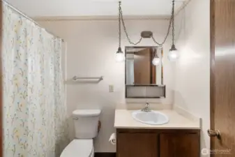 Bathroom - Main