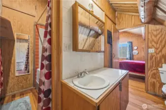 Bedroom 1 & 2 Share Full Bath