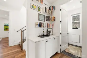 Second-floor wet bar for entertaining