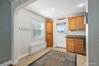 Kitchen Eating Space with corner pantry