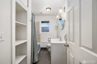Main floor full bath