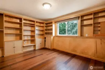 HUGE walk-in closet