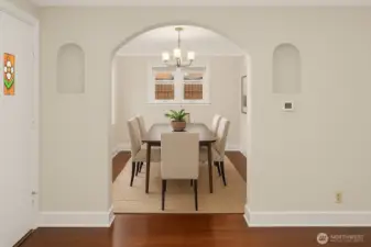 Dining Area VR Staged
